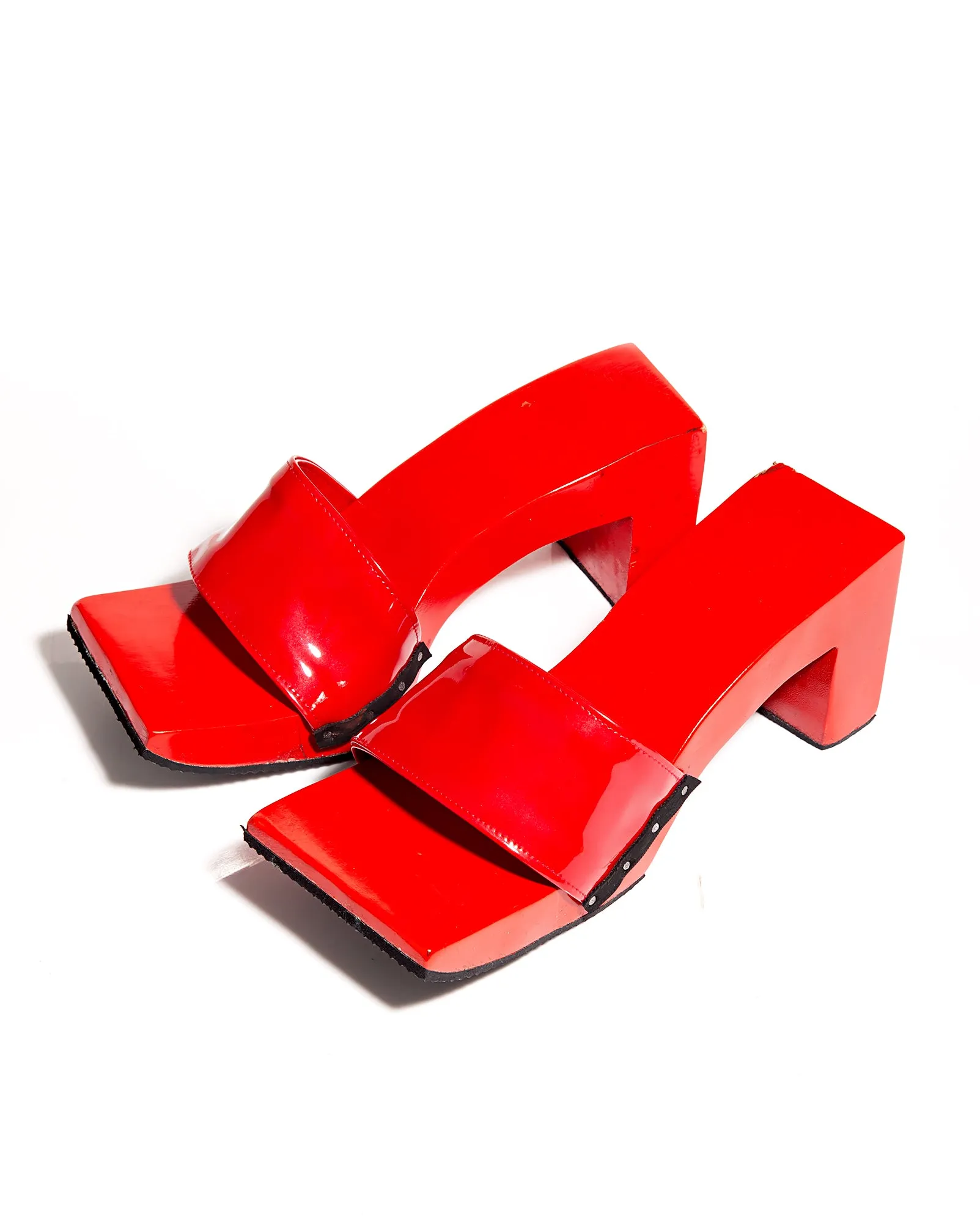 3" Terompah Heel in Red