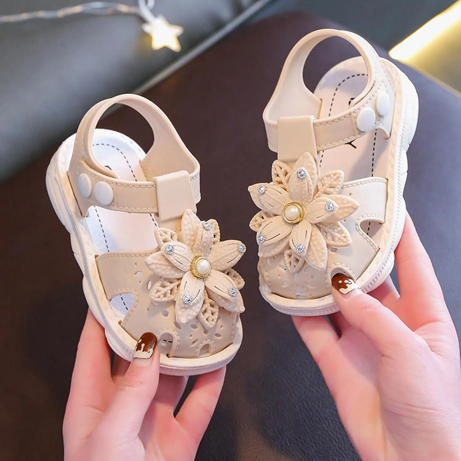 Children Shoes Comfortable Flat Sandals Fashionable Toe Covering Children Toddler Shoes Beach Toddler Athletic Sandal