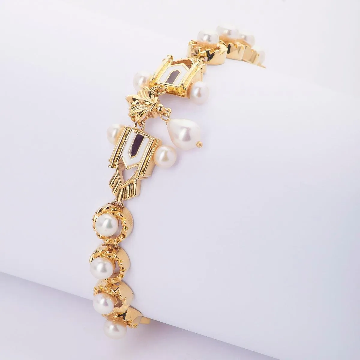 Classic Blossom Enamel Pearl Bracelet