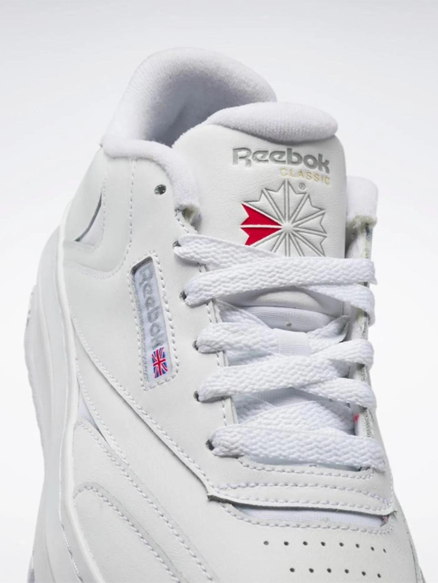 Club C Extra White/White/PUGRY3 Shoes