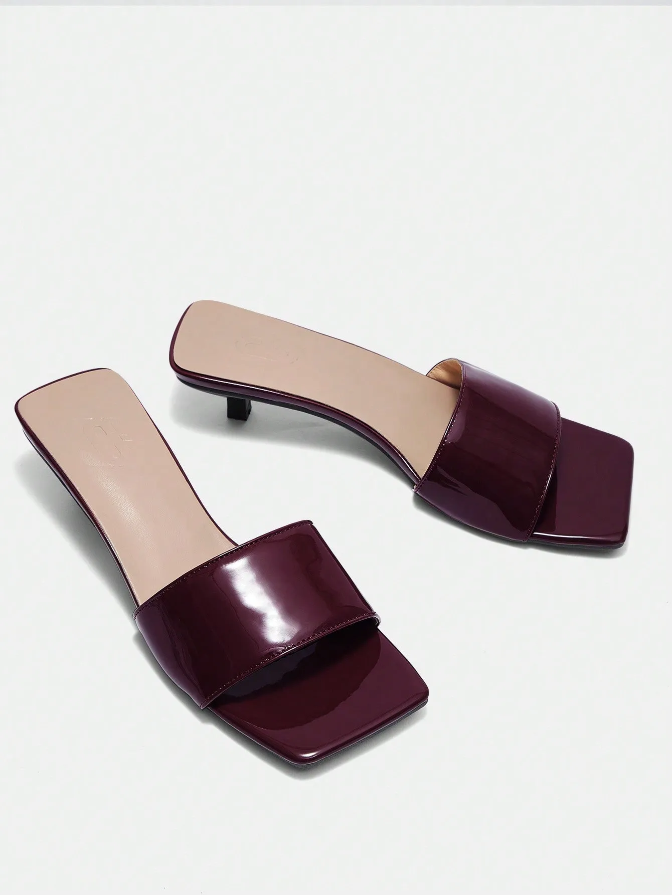 CUCCOO BIZCHIC Women's Fashion Wine Red Simple One-Piece Kitten Heel Slide Sandals