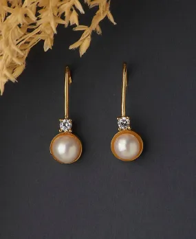 Fashionable Pearl Stud Hanging Earring