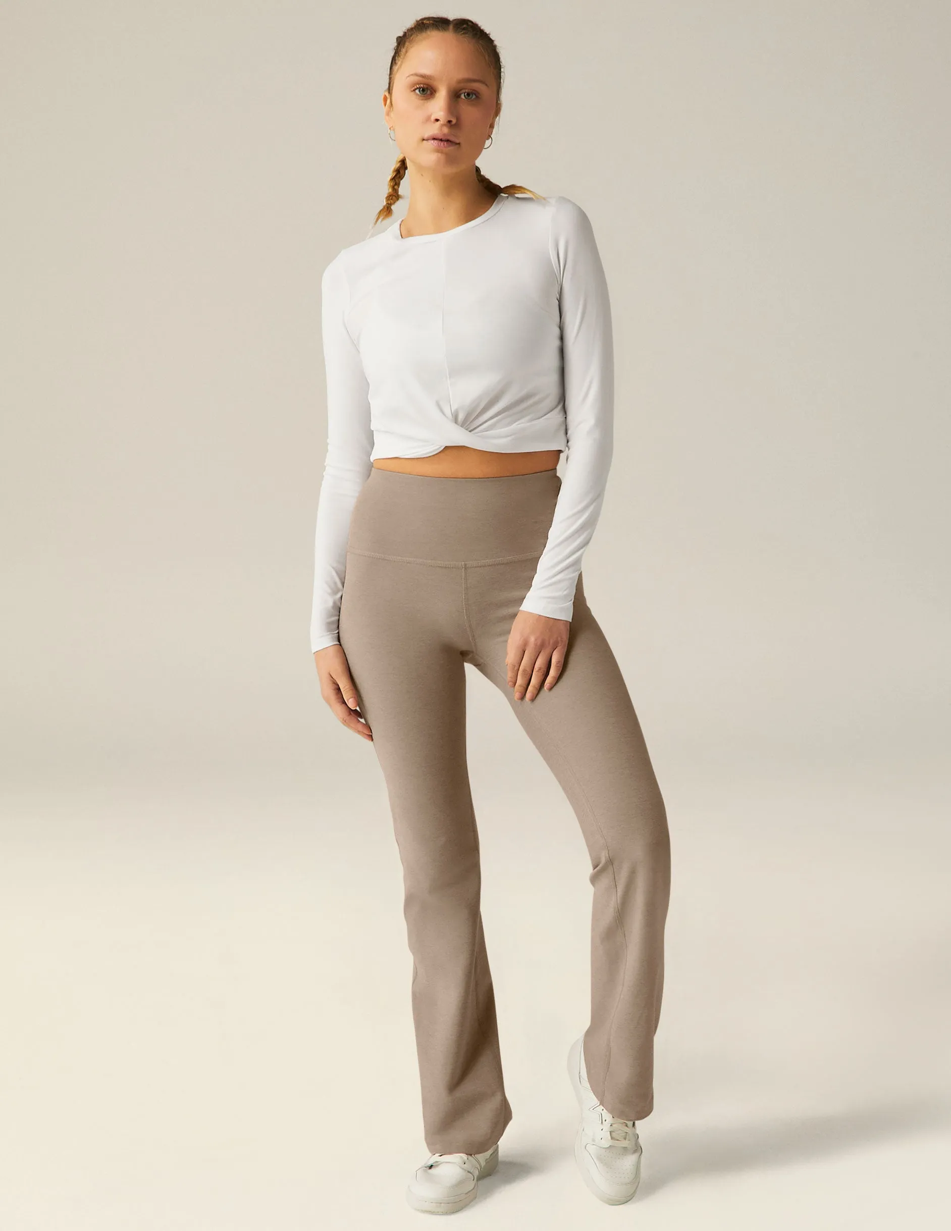 Featherweight Center Stage Cropped Long Sleeve Pullover