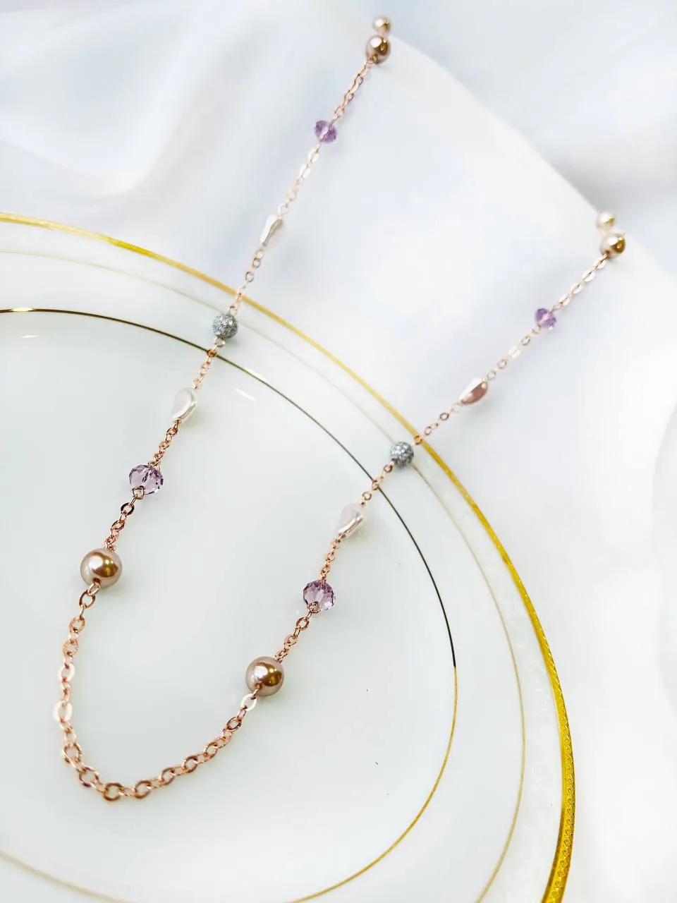 LONG NECKLACE - PETAL COLLECTION