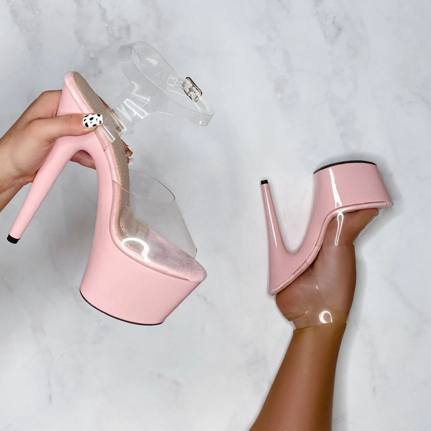 Lyla Classic Stiletto Wide Fit - Gloss - 7 INCH