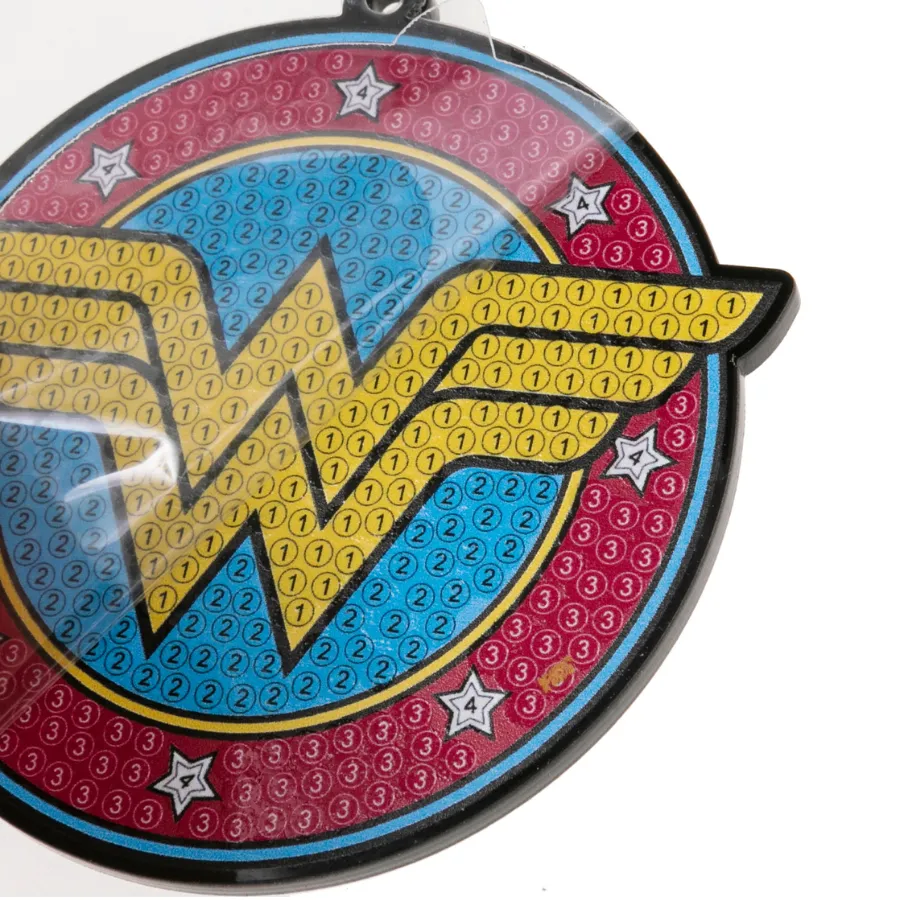 "Wonder Woman" Crystal Art Backpack Charm Kit DC